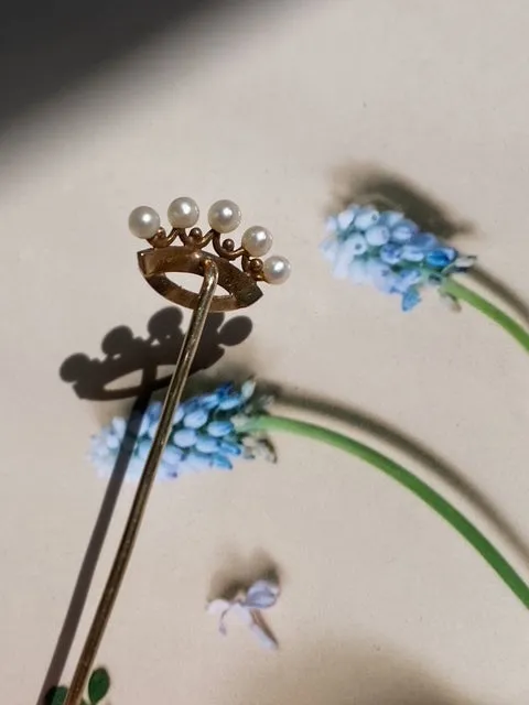 Antique Crown Seed Pearl Stick Pin