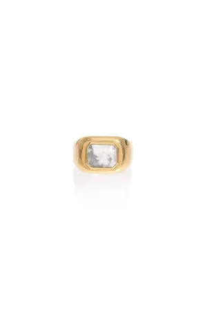 Large Ring in 18K Yellow Gold & Howlite Stone