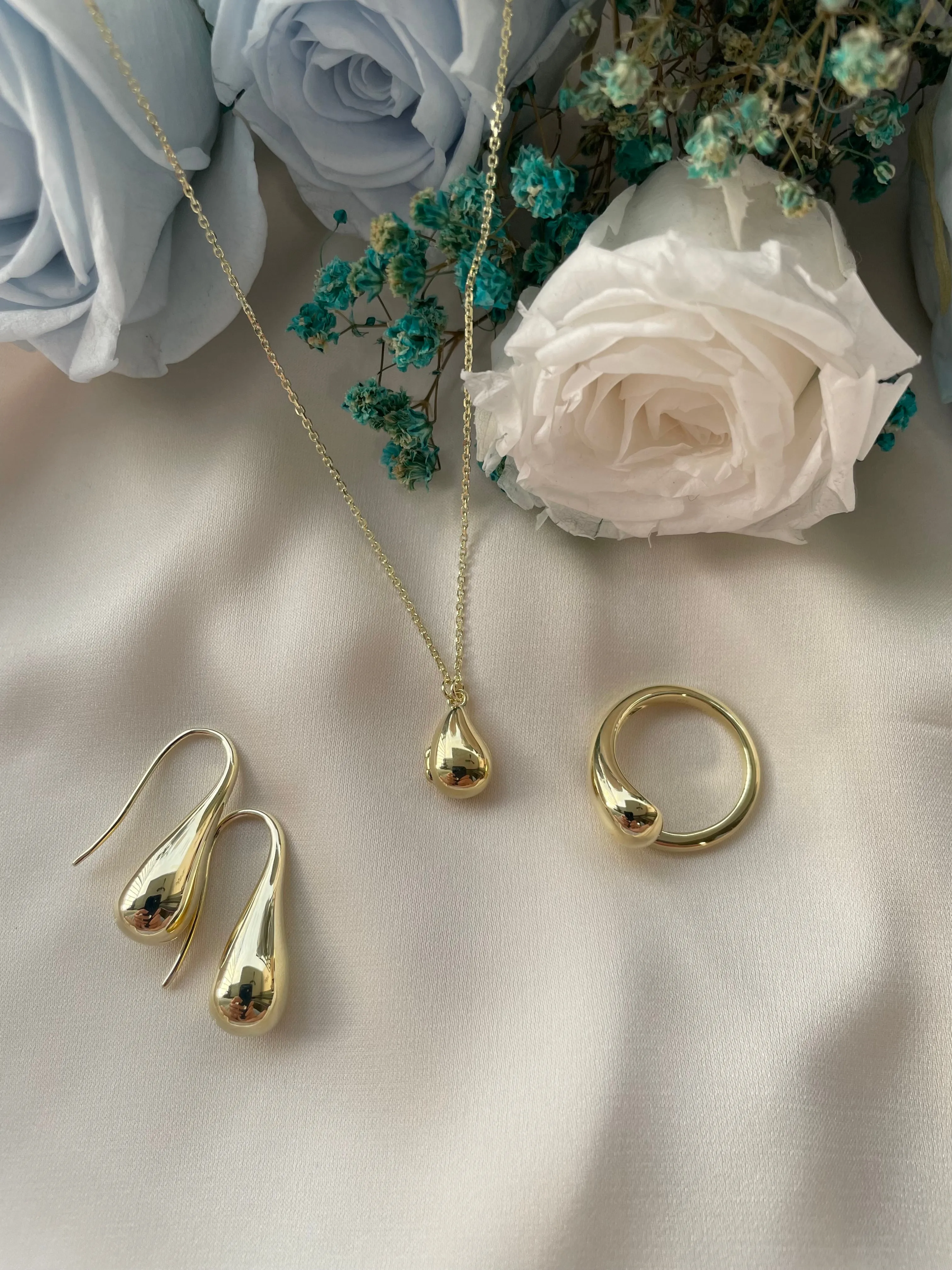 Teardrop Ring in Gold Vermeil